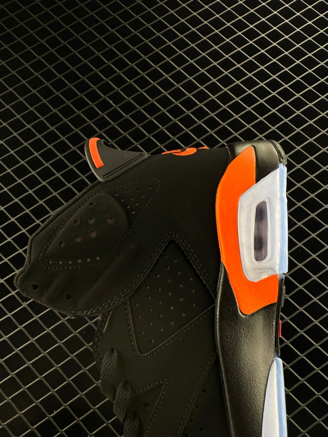 Nike Air Jordan 6 Retro